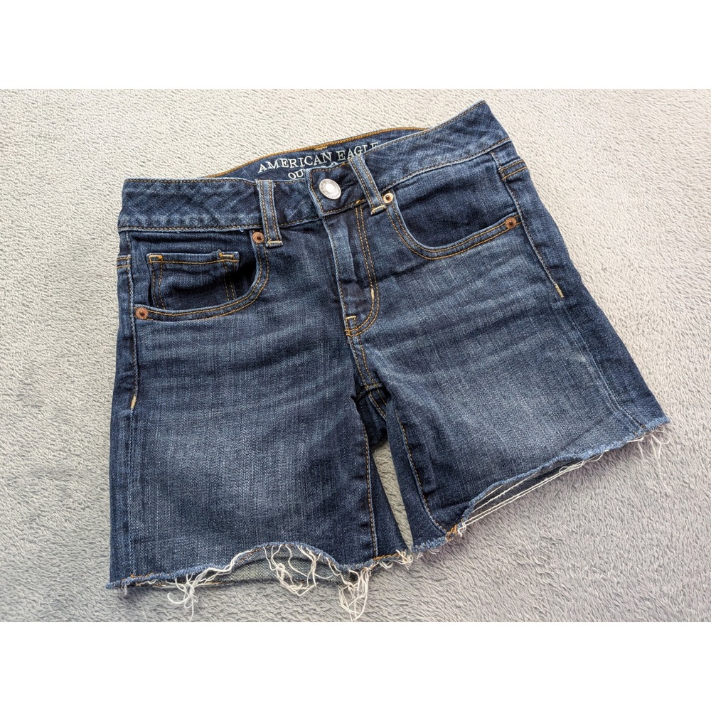 American Eagle Midi Super Stretch Dark Wash Raw Hem Denim Shorts Womens 2